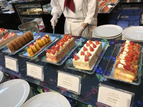 こじま税理士のビジテクブログ | 子連れで ホテル ニューオータニ大阪のいちごビュッフェ