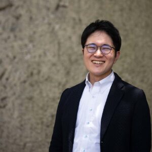 飛び立たない国際仕事ノート | プロフィール 飛び立たない国際仕事ノート | プロフィール